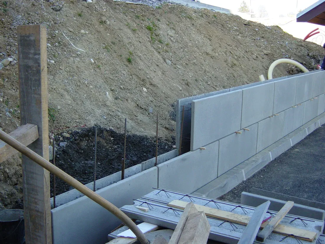 Mur de soutènement en Prémurette® en cours de chantier