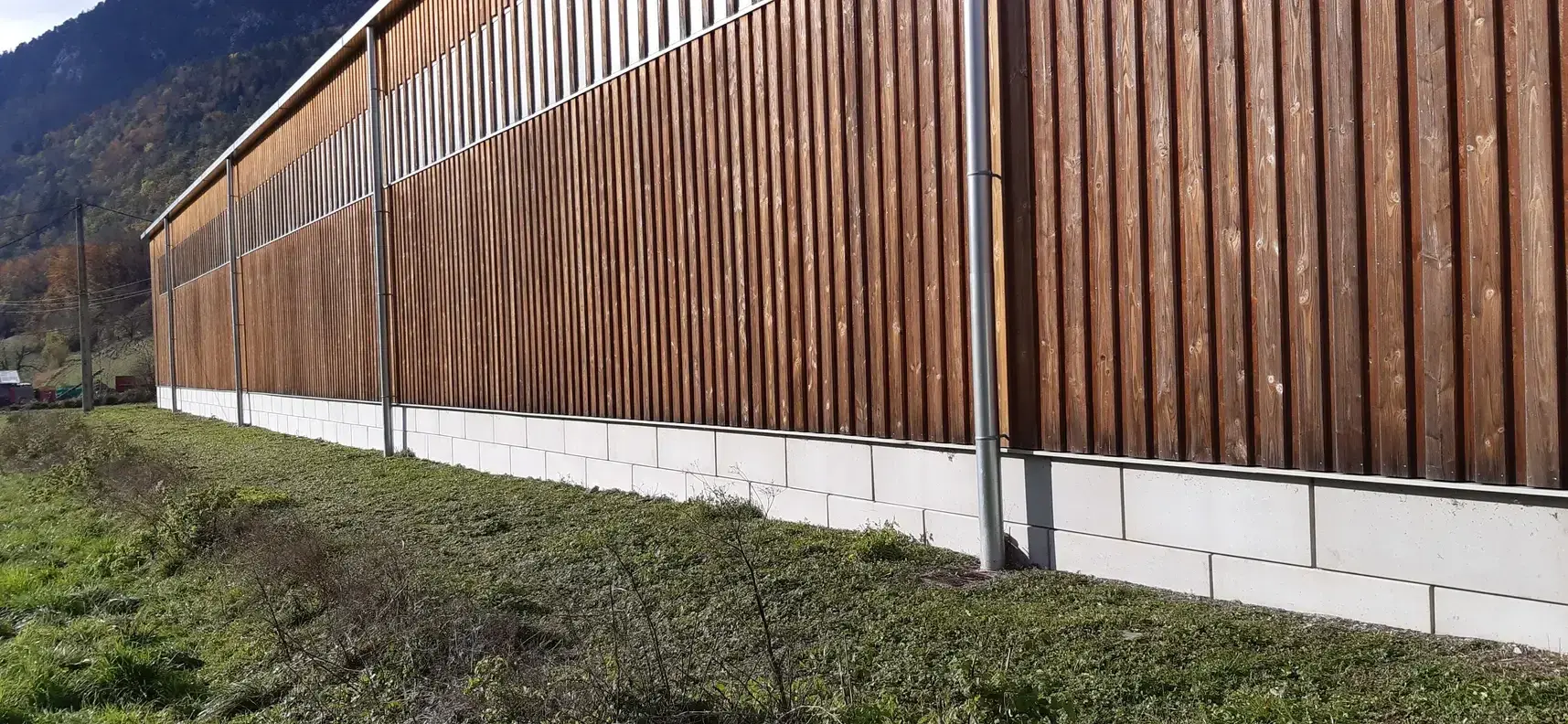 Mur anti-bruit en bois sur soubassement béton Prémurette®